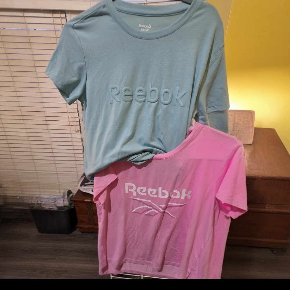 Reebok Women's' Teal and Pink Short Sleeve Tees